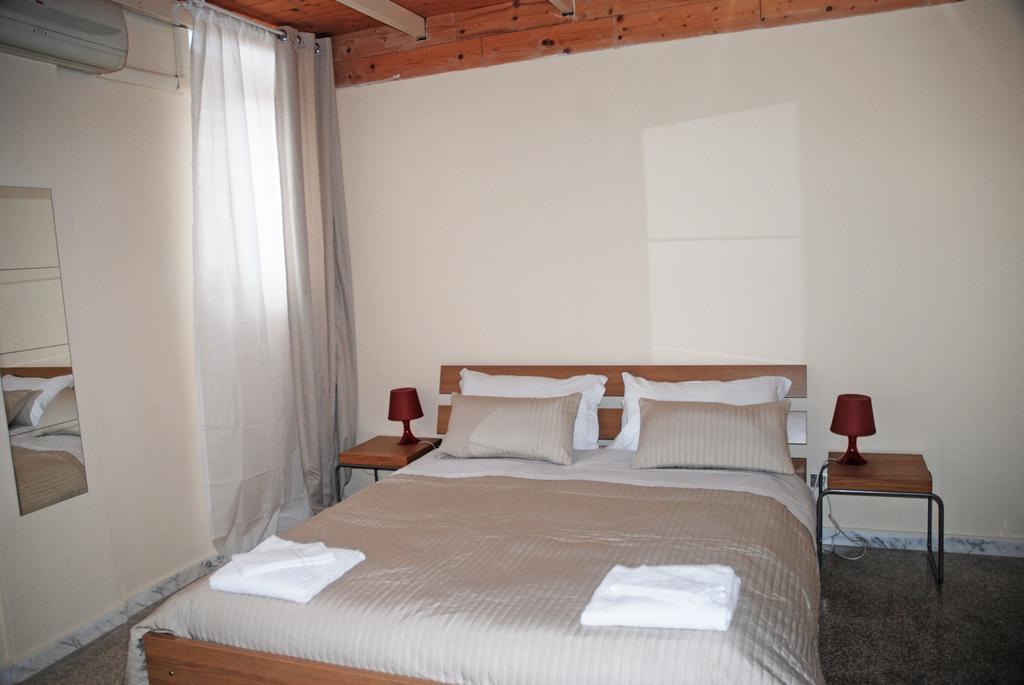 Brezzolina Apartment With Parking 比通托 外观 照片