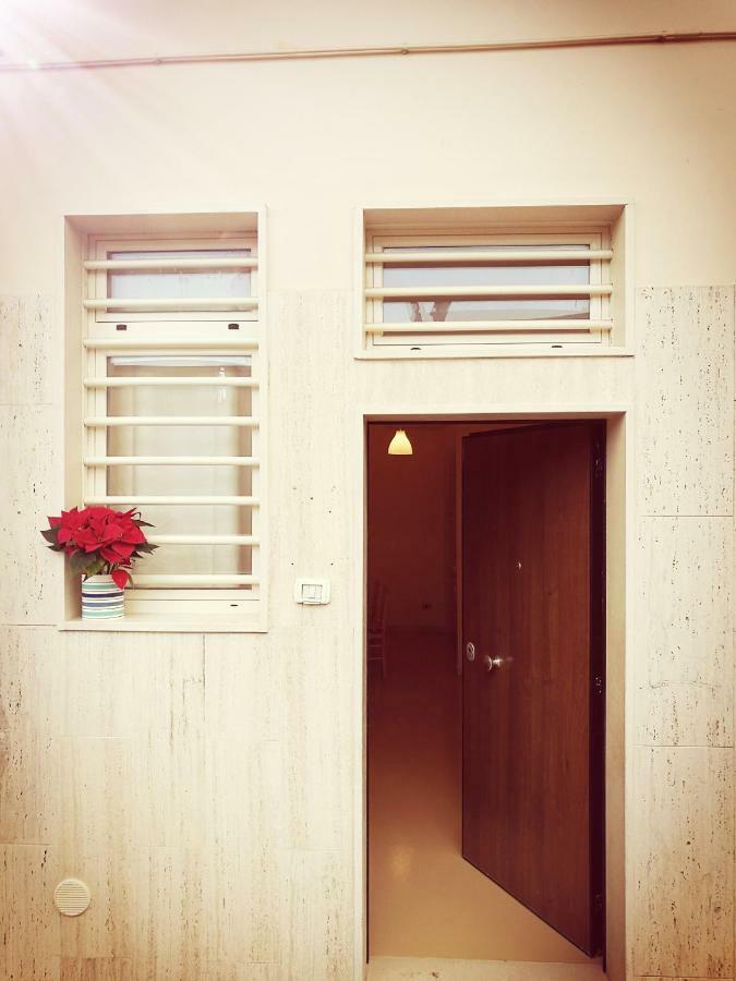 Brezzolina Apartment With Parking 比通托 外观 照片